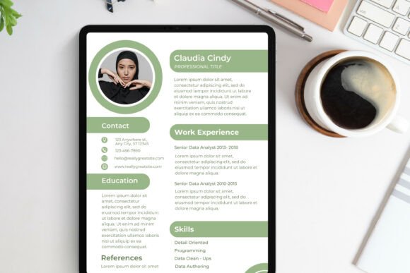 Simple editable Canva resume template with application pages
